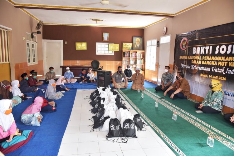 Deputi Bidang Penindakan dan Pembinaan Kemampuan BNPT Gelar Bhakti Sosial dan Silaturahmi Bersama Anak Yatim