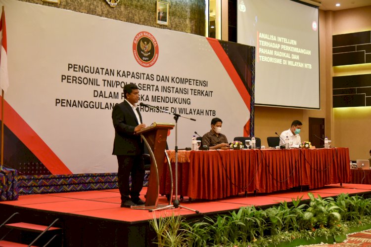 Pelaksanaan Seminar Lanjutan Penguatan Kapasitas dan Kompetensi Personil TNI/Polri serta Instansi Terkait dalam Rangka Mendukung Penanggulangan Terorisme