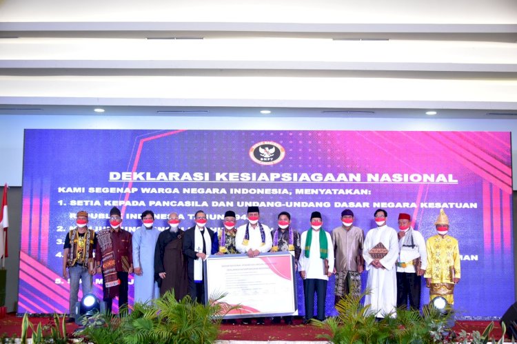 BNPT Bersama Tokoh Agama Dan Adat Kalsel Deklarasikan Kesiapsiagaan ...