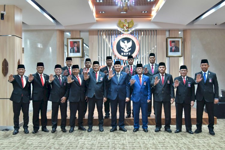 Tingkatkan Performa Dan Kinerja Organisasi, Kepala BNPT RI Lantik 5 Pejabat Administrator