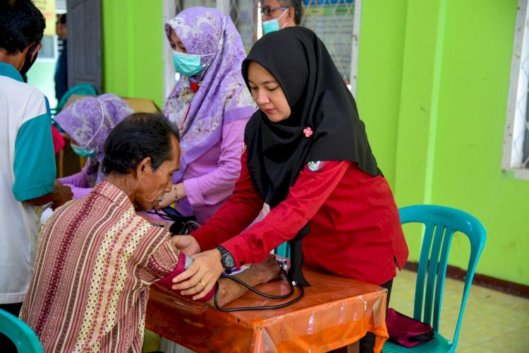 BNPT RI Lakukan Program Desa Siapsiaga Bakti Sosial Pemeriksaaan Kesehatan dan Pengobatan Gratis Kepada Warga Waringinsari Barat Lampung