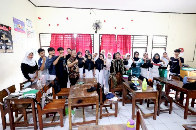 Kepala BNPT Apresiasi Pelaksanaan Program Sekolah Damai di SMAN 13 Semarang